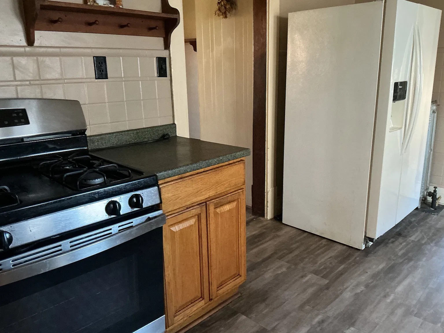 3 bed, 1.5 bath, 1344 sqft, $900 — Photo 4