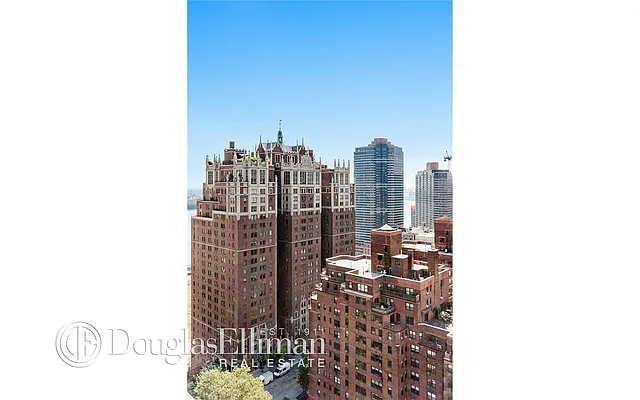 Sold by Douglas Elliman | media 6