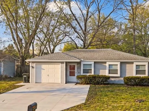 3804 Shadybrook Ln, Lawrence, KS 66047