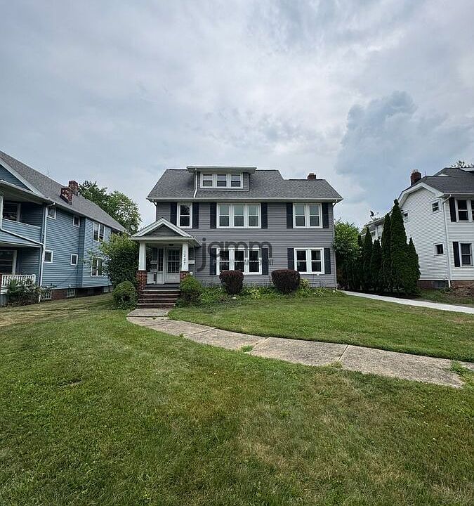 1st image of 1257 W Clifton Blvd #3
