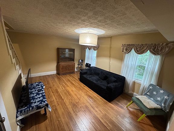 4th image of 1316 Hazen St
