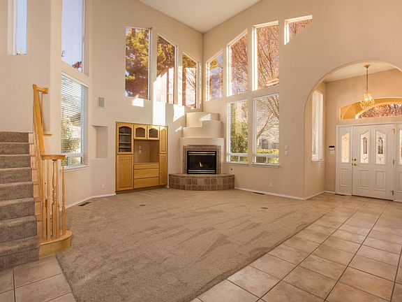 3rd image of 8605 Madras Dr NE