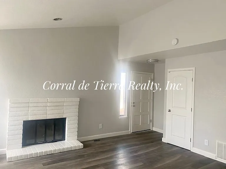 47 Julia Ave — Photo 11