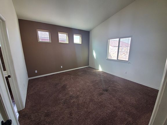 4th image of 13531 Everingham St