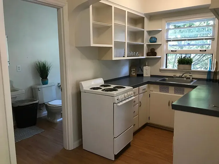 The Interurban Apartments — Photo 12