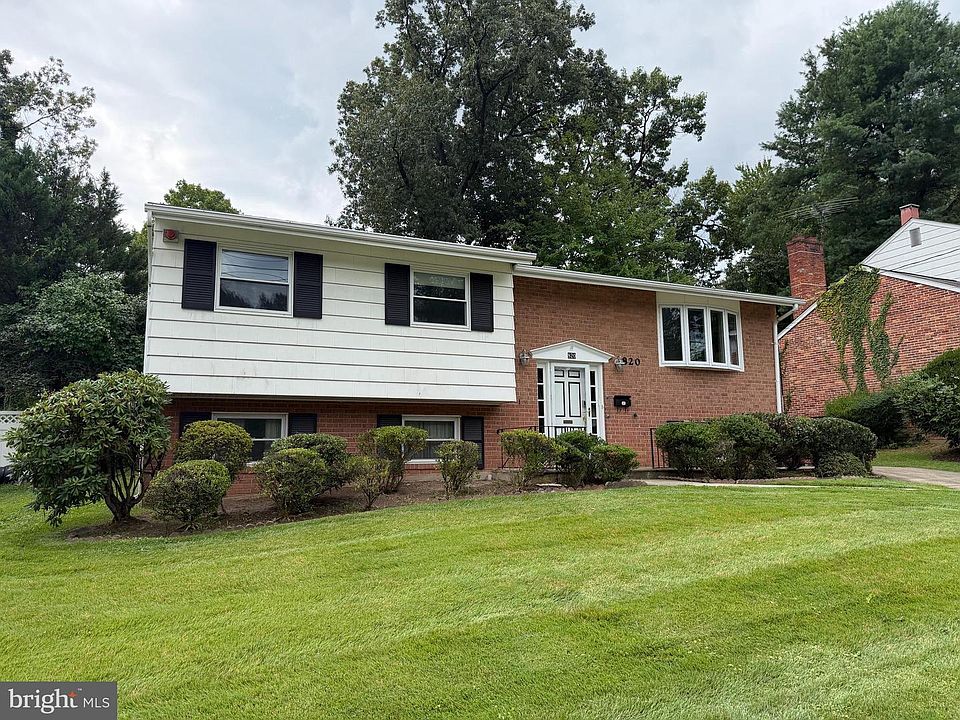 2nd image of 820 Lamberton Dr