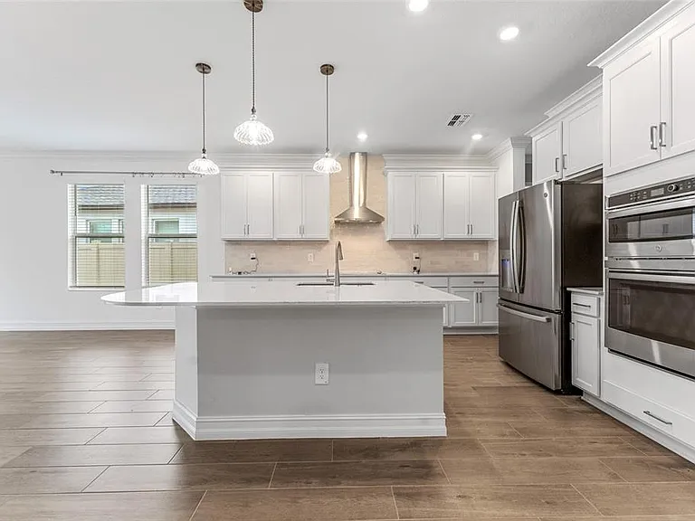 18255 Serene Lake Loop — Photo 8