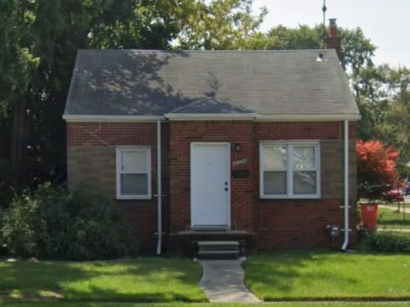 18250 E Ten Mile Rd, Eastpointe, MI 48021