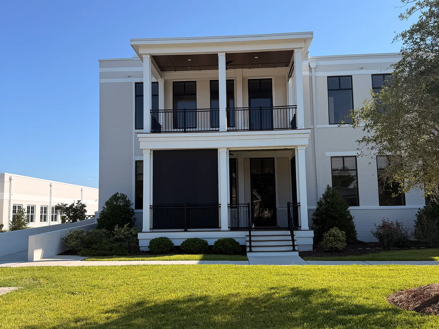 2 bed, 971 sqft, $3,200 — Photo 1
