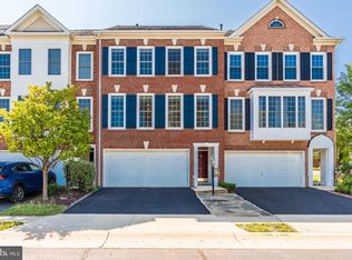 24641 Clock Tower Sq, Aldie, VA 20105