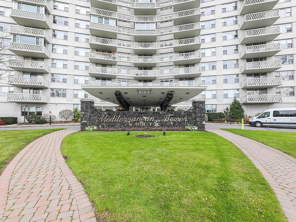 1st image of 2100 Linwood Ave APT 2N