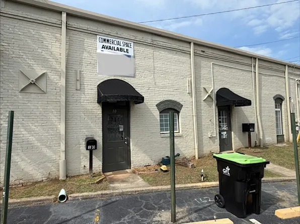 10 Market St, Barnesville, GA 30204