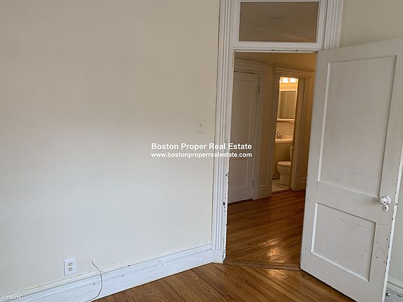 64 Charlesgate #74 Boston - Fenway Unit Photo 6 (2)