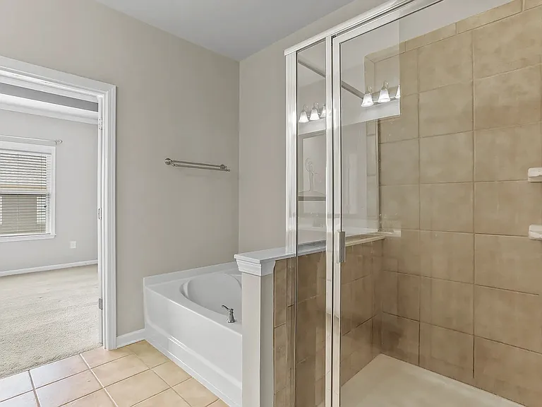 1743 Breyerton Dr — Photo 15