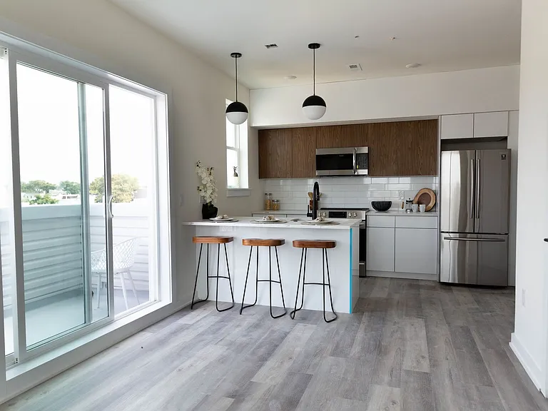 Stunning New Luxury Apartments at The Vienna — Photo 49
