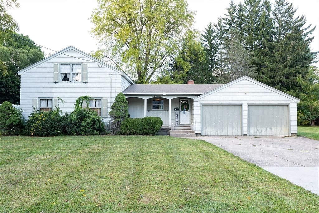 s*u様 house on the hill S/S Tee 100cm 9580DGRY.png