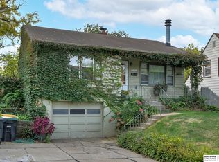 6039 Ruggles St, Omaha, NE 68104