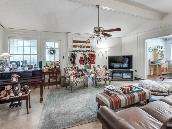 1008 Wayland Dr, Arlington, TX 76012