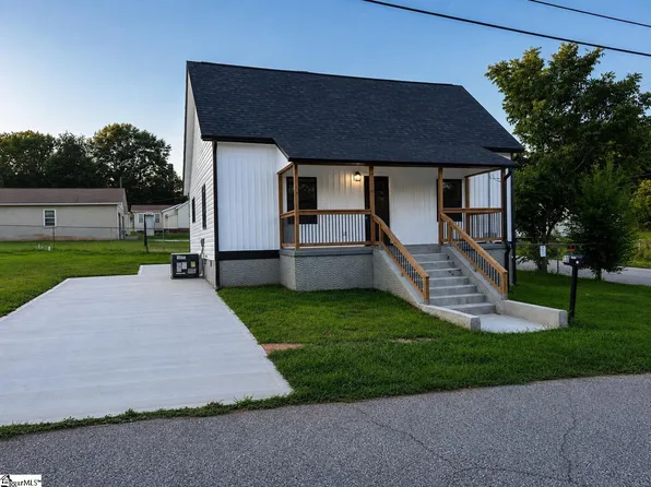 10 Adger St, Spartanburg, SC 29301