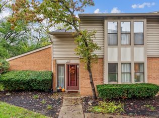 19 Woodside Ct, Cincinnati, OH 45246