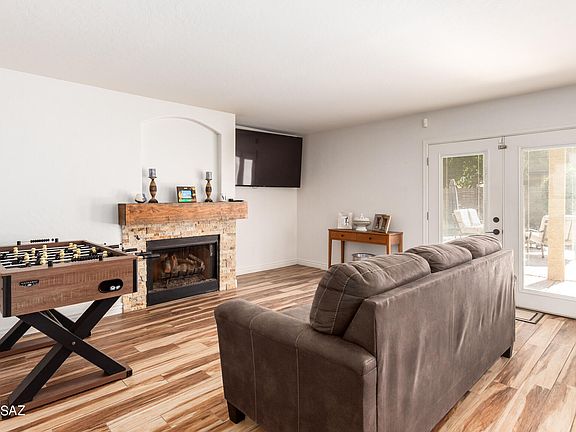 4th image of 1411 E Jasper Dr