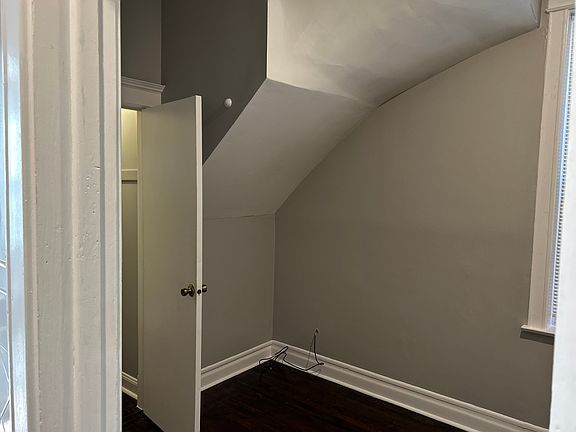 5th image of 2535 S Millard Ave #1