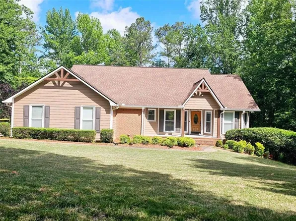 22 Brown Ridge Dr, Newnan, GA 30263