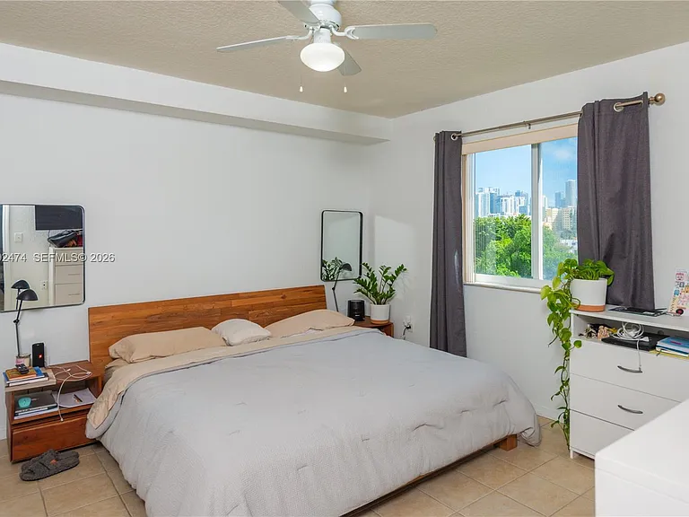 816 NW 11th St #606 — Photo 5