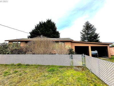 1016 Montana St, North Bend, OR, 97459