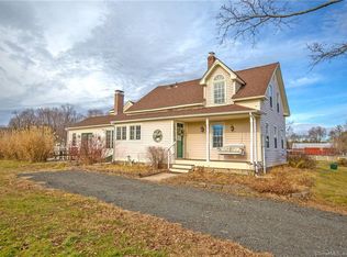 31 Wells Rd, Granby, CT 06035