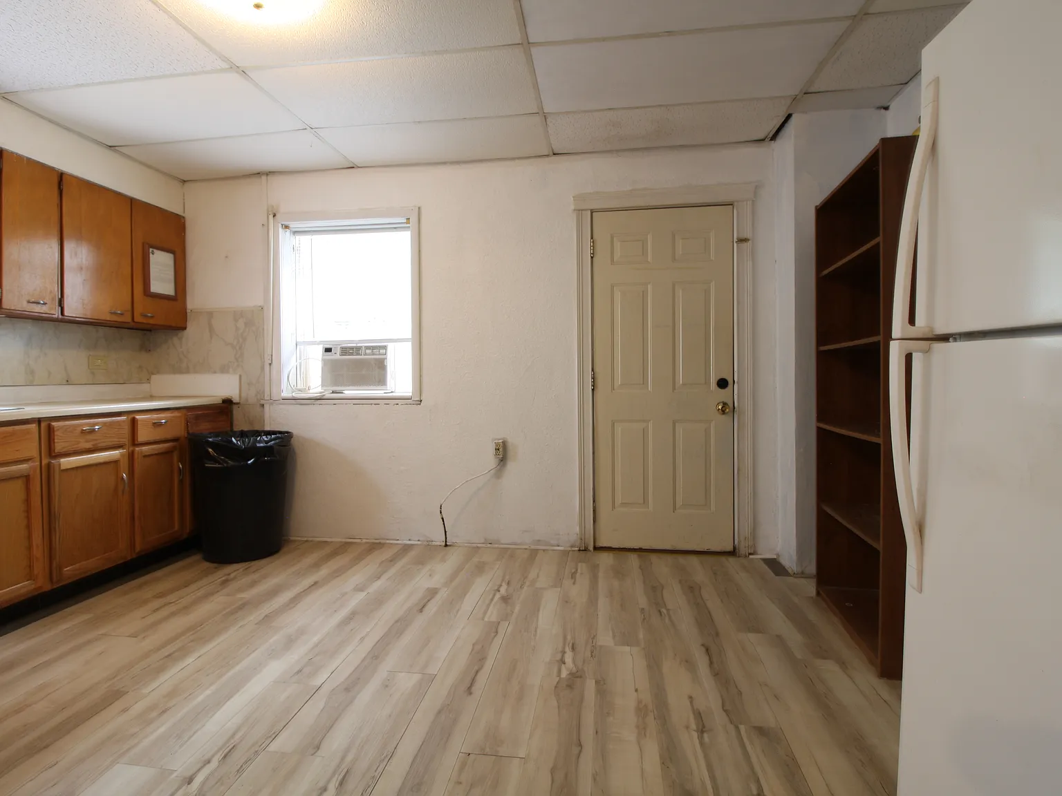 4 bedroom duplex for ISU students — Photo 2