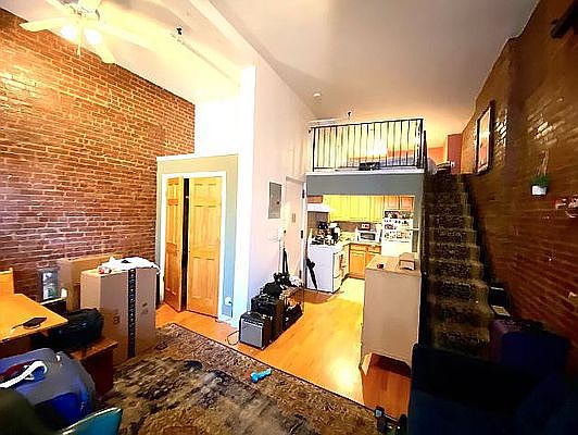 2nd image of 103 W 70th St APT 2C