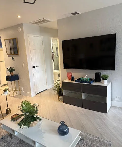 2857 N Los Felices Rd #213 — Photo 15