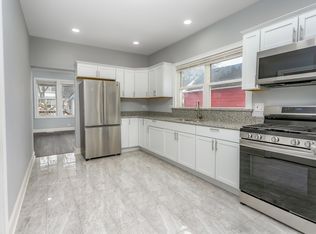 131 E 117th St, Chicago, IL 60628