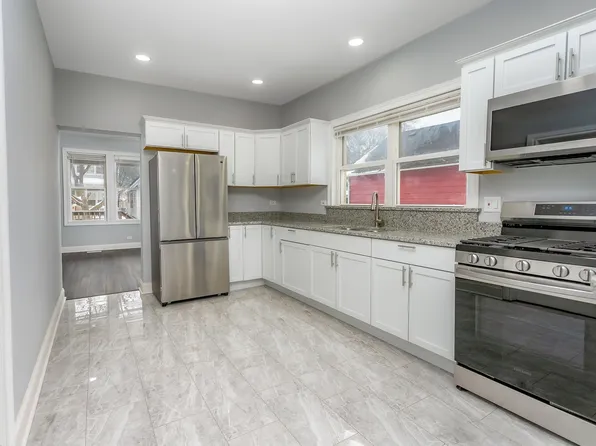 131 E 117th St, Chicago, IL 60628