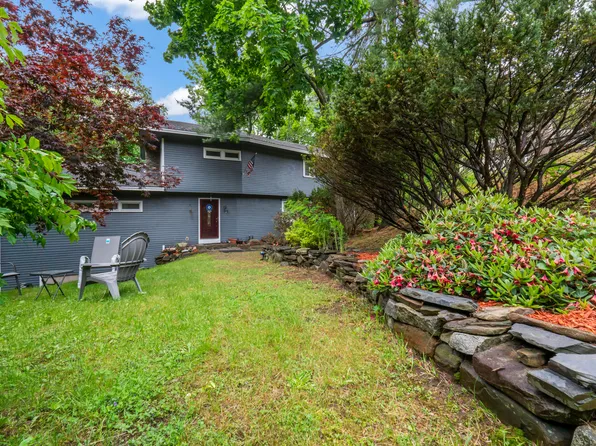 10 Farnum Street, Augusta, ME 04330