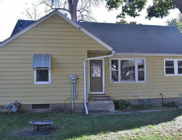 1st image of 908 N 5th St