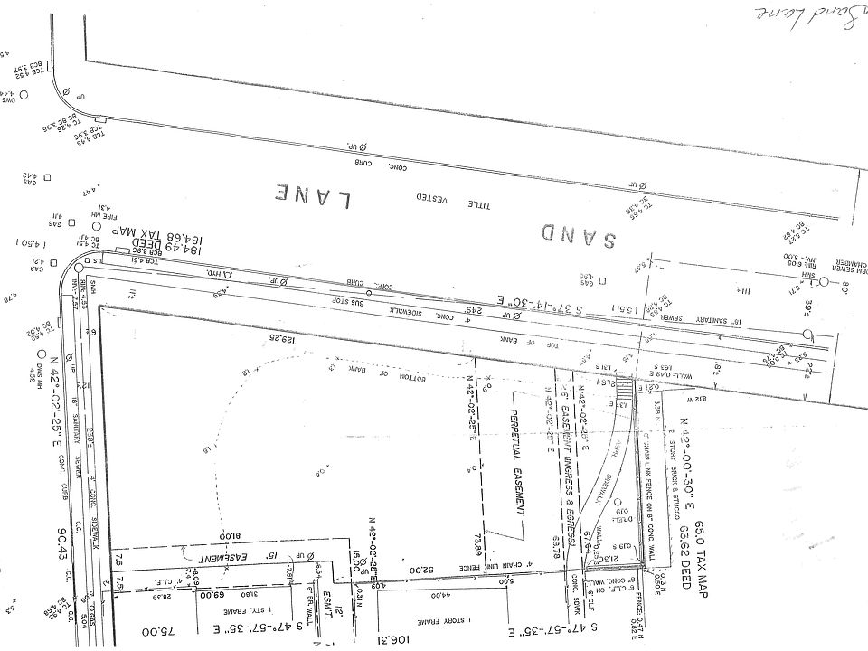 1st image of 375 Sand Ln