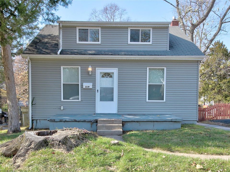 1st image of 2219 Dawes Pl