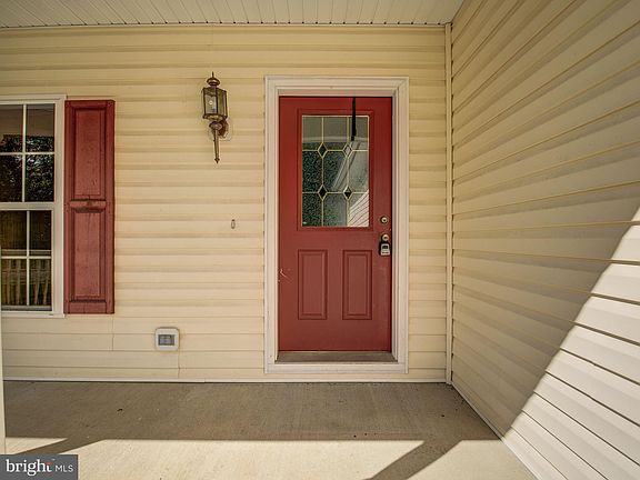 2nd image of 105 Olympic Dr