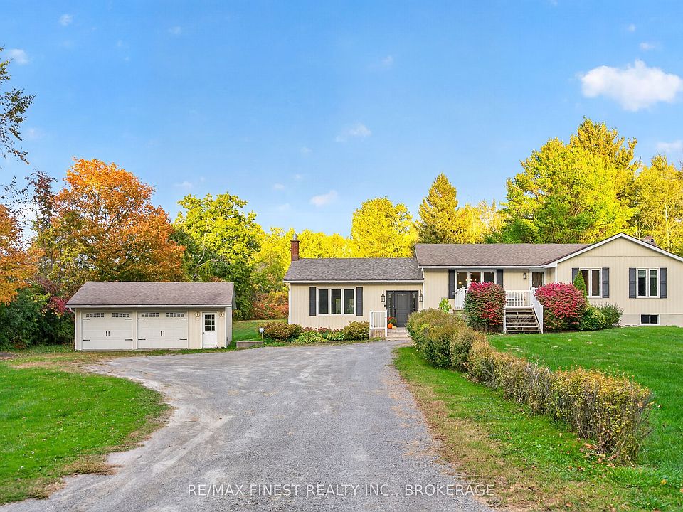 1st image of 466 Mackenzie Rd