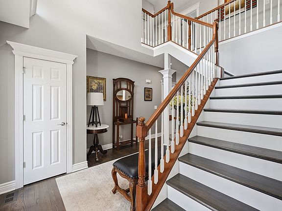 5th image of 13226 Ione St