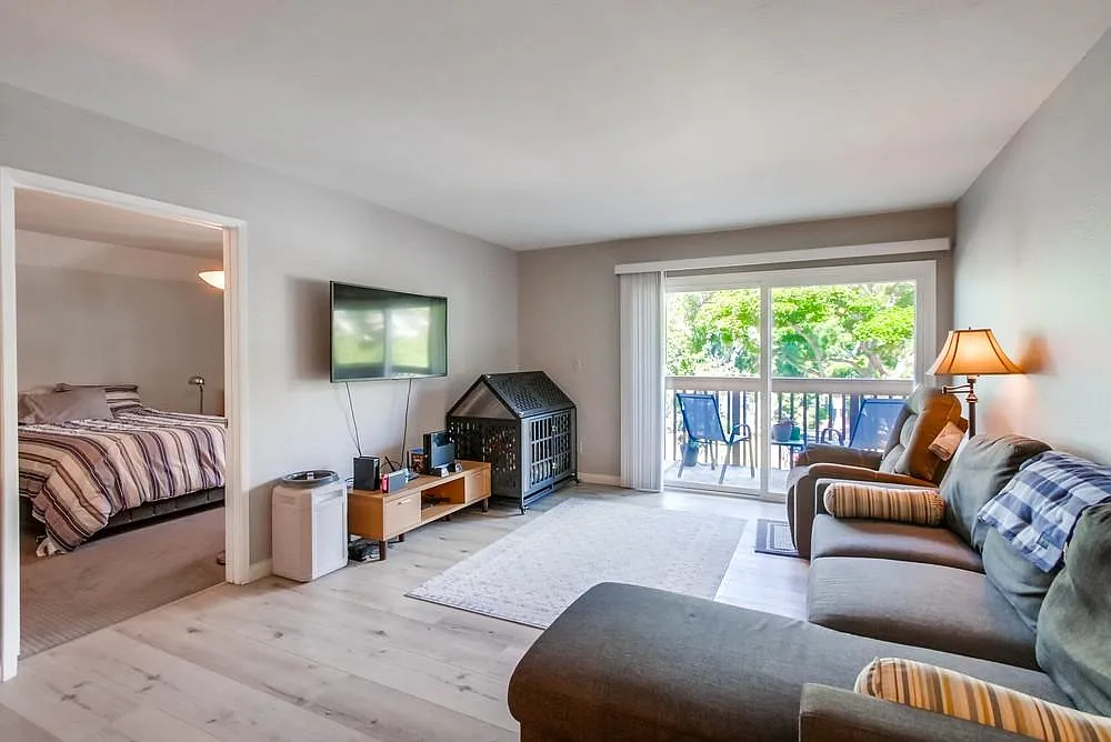 6111 Rancho Mission Rd — Photo 4