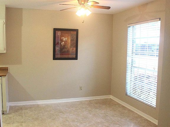 4th image of 8642 Glen Meadow Ln