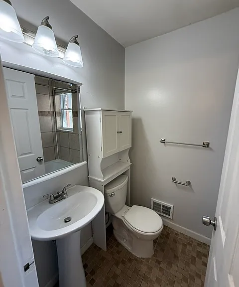 25 Highland Ave #2 — Photo 4