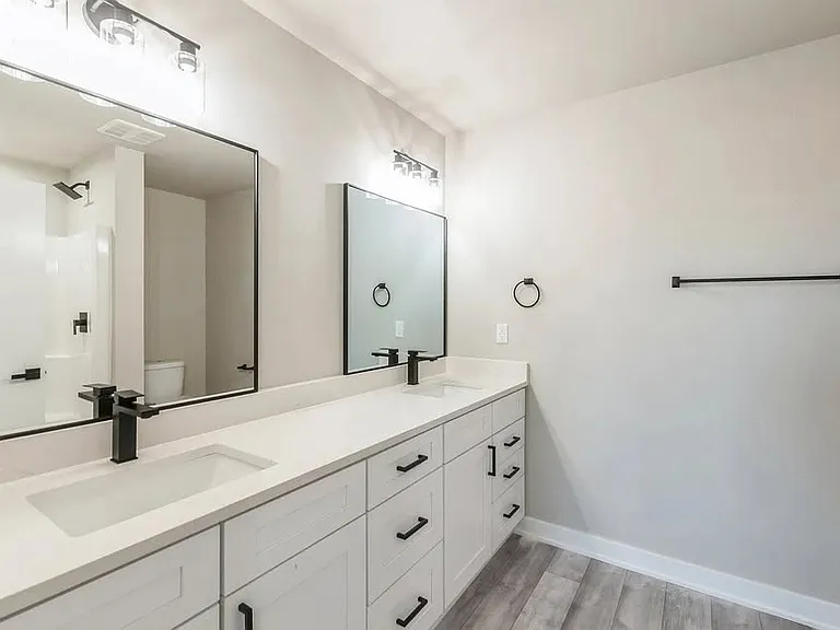 14407 Springbrook Trl #14407 — Photo 4