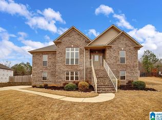 190 Stone Cove Dr, Odenville, AL 35120