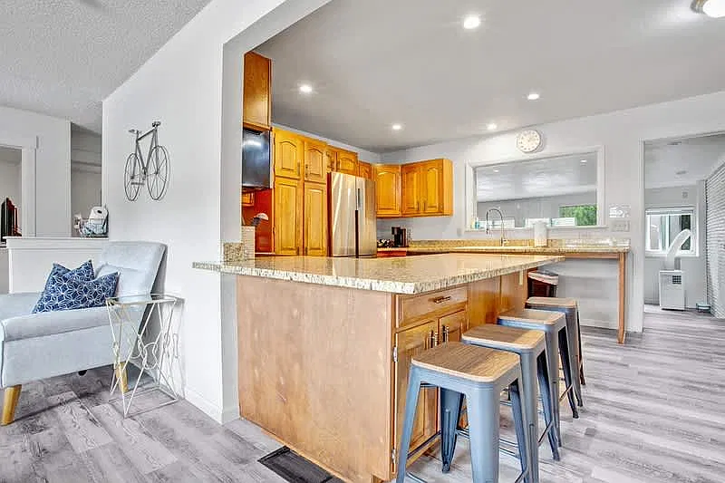 E 1st St, Salida — Photo 4