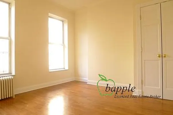Rented by Bapple | media 8