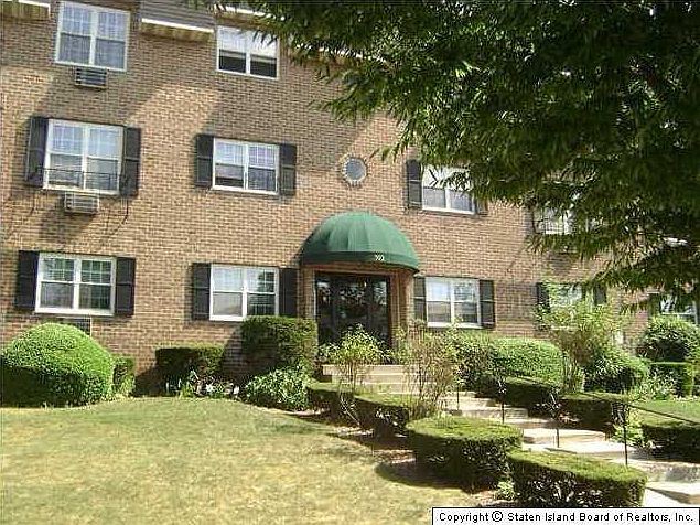 1st image of 392 Maryland Ave APT 1A